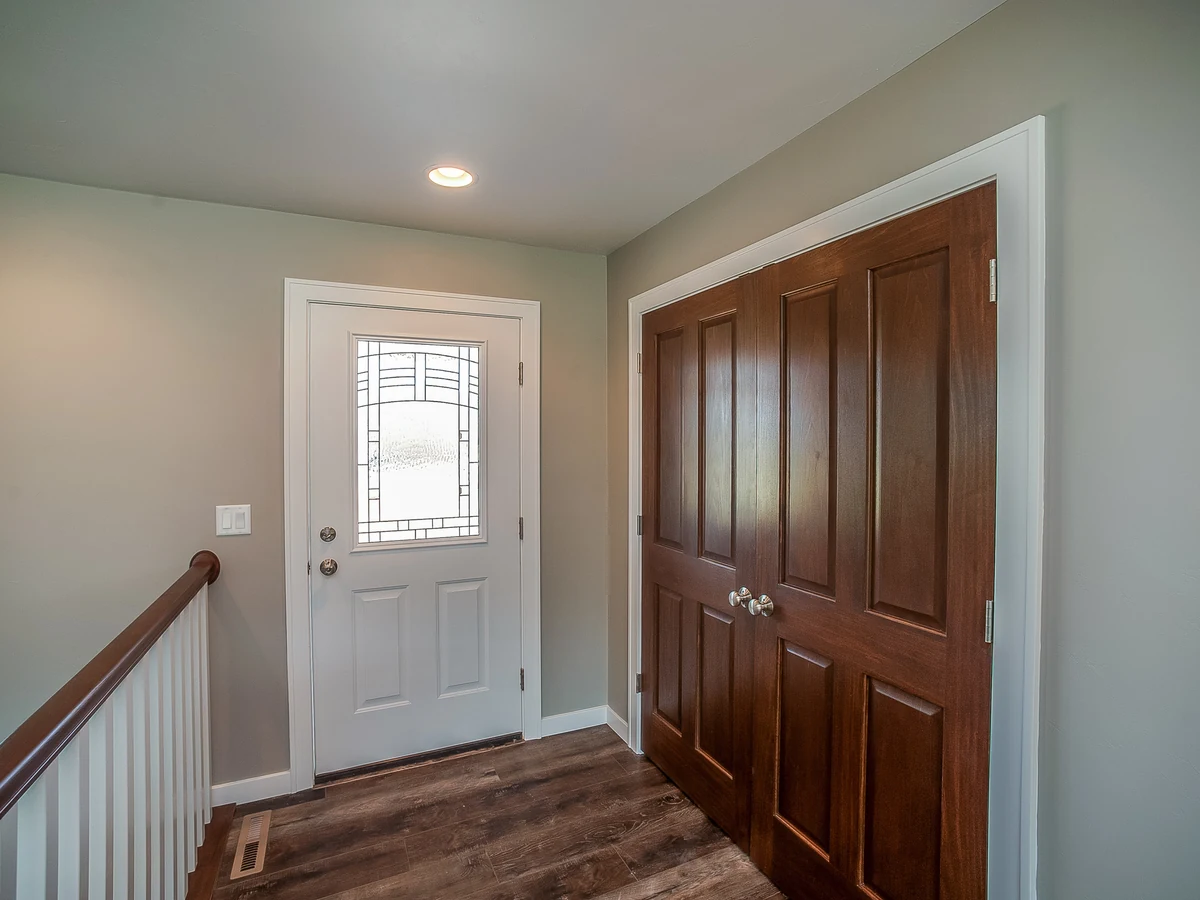 Hallway painting in a Tivoli period property by Cheltenham Decorators