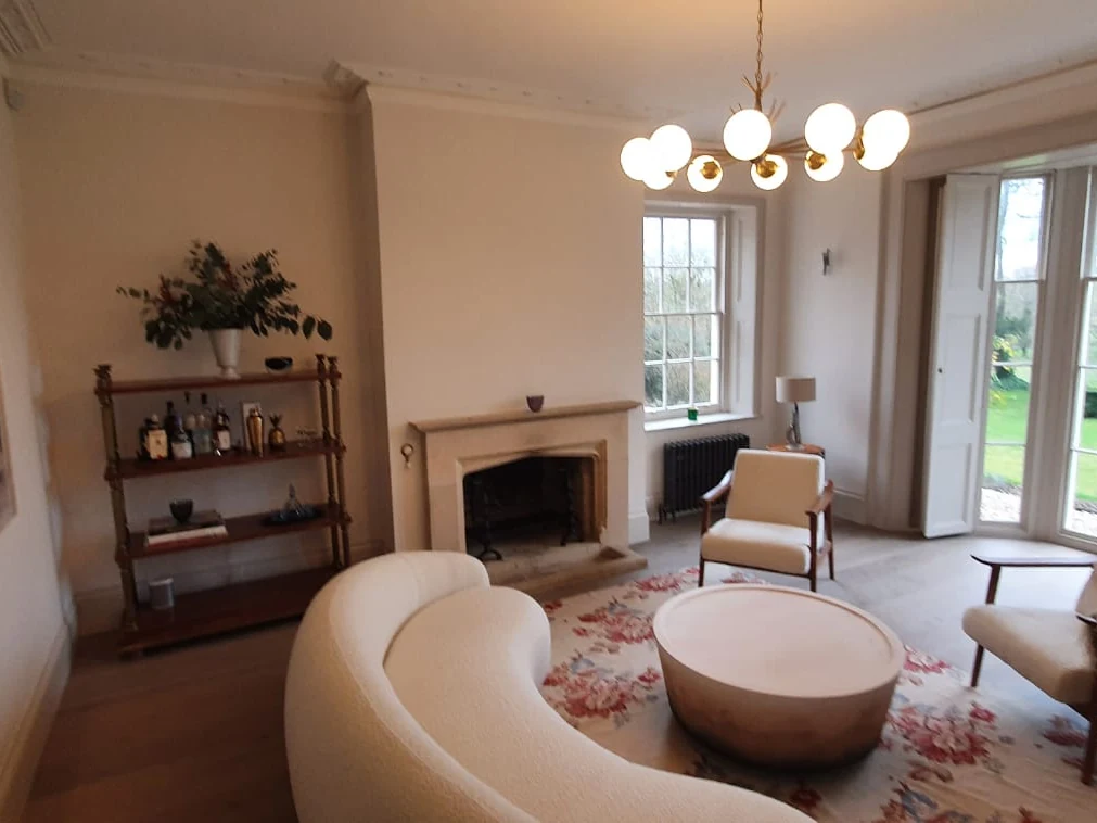 living-room-painting-neutral-lounge-finished-cheltenham-cheltenham-decorators Finished neutral lounge with garden doors by Cheltenham Decorators